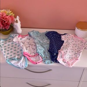 Cloud island new born onesie lot.